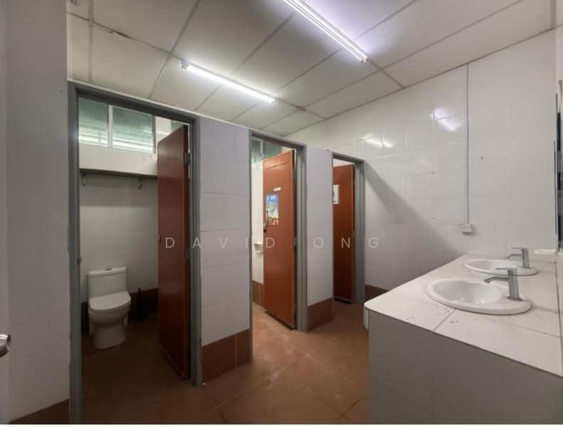 Factory for Sale in Skudai (Johor) - David Ong - Bathroom - PropertyGuru.com.my