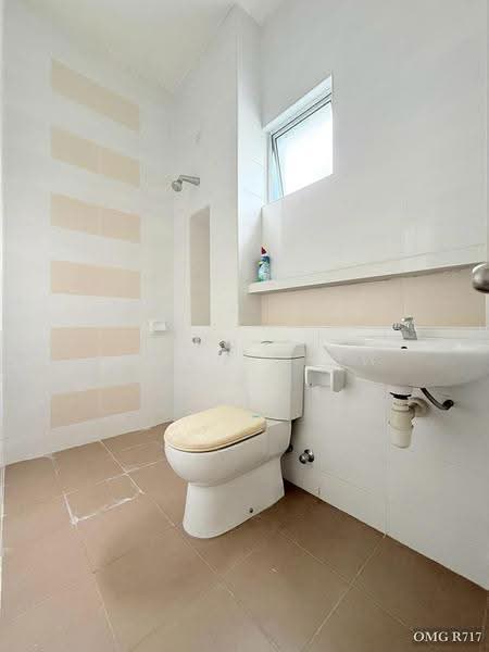 Rumah Berkembar untuk Disewa di Setia Alam (Selangor) - Caden Chew - Bathroom - PropertyGuru.com.my