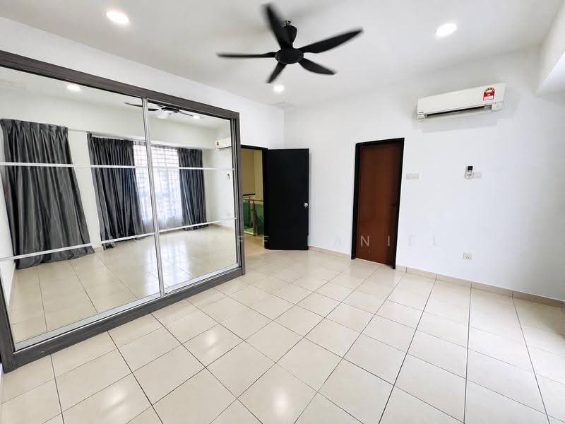 Rumah Teres 2-Tingkat untuk Dijual di Kajang (Selangor) - Ashraff Daniel - Bedroom - PropertyGuru.com.my