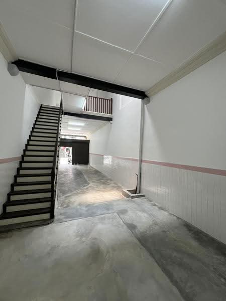 Shop for Rent in George Town (Penang) - HK Ang - Entrance - PropertyGuru.com.my