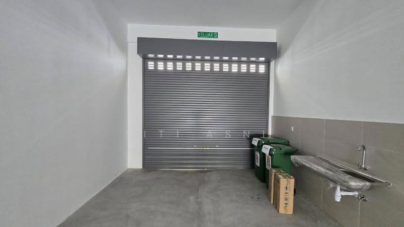 Shop / Office untuk Disewa di Bandar Rimbayu (Telok Panglima Garang) - Siti Asni - Interior - PropertyGuru.com.my