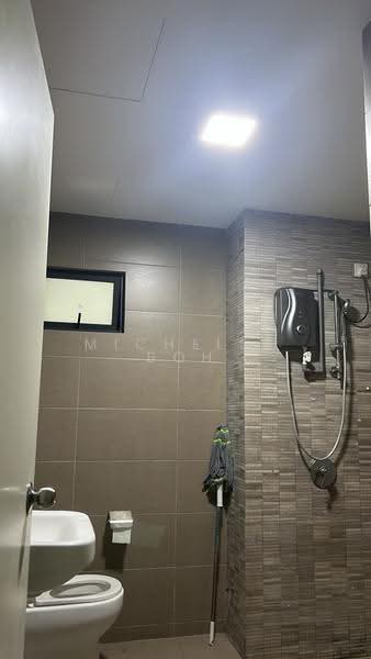 Kondominium untuk Disewa di Parkhill Residence - Michelle Boh - Bathroom - PropertyGuru.com.my