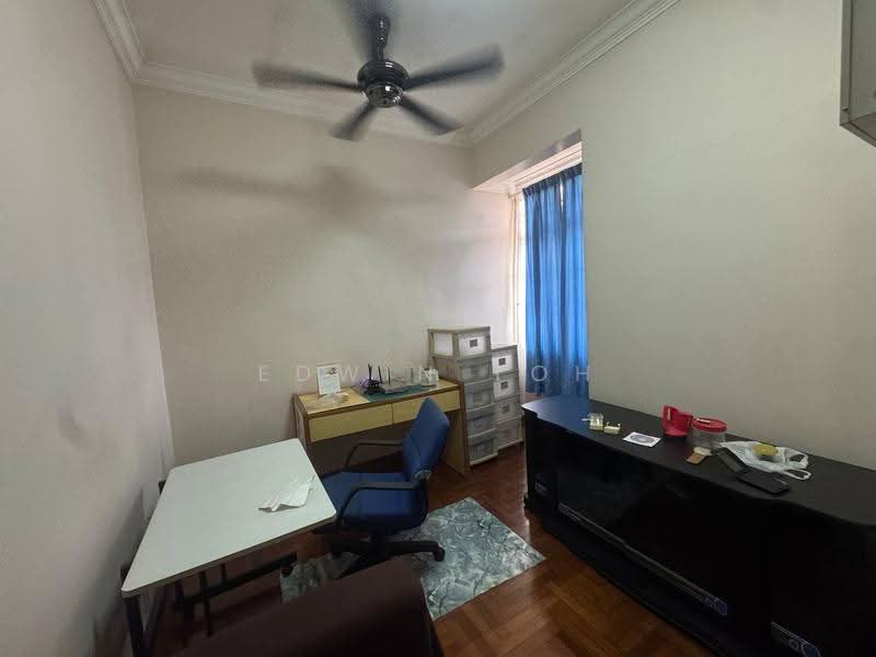 2-storey Terraced House for Rent in Taman Daya (Johor Bahru) - Edwin Toh - Study - PropertyGuru.com.my