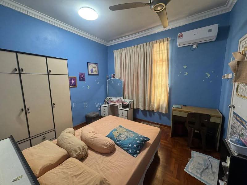 2-storey Terraced House for Rent in Taman Daya (Johor Bahru) - Edwin Toh - Bedroom - PropertyGuru.com.my