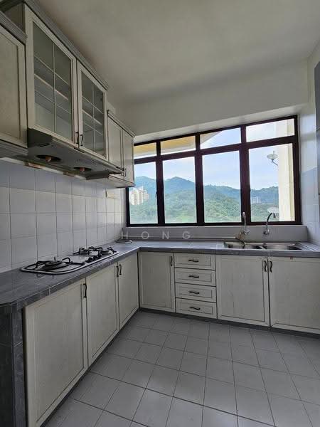 Apartment for Sale at Marina Tower - Hong . - Kitchen - PropertyGuru.com.my