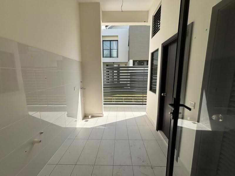 2-storey Terraced House for Sale in Medini (Iskandar Puteri (Nusajaya)) - Shirley Pang - Exterior - PropertyGuru.com.my