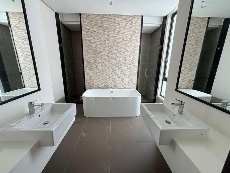 2-storey Terraced House for Sale in Medini (Iskandar Puteri (Nusajaya)) - Shirley Pang - Bathroom - PropertyGuru.com.my