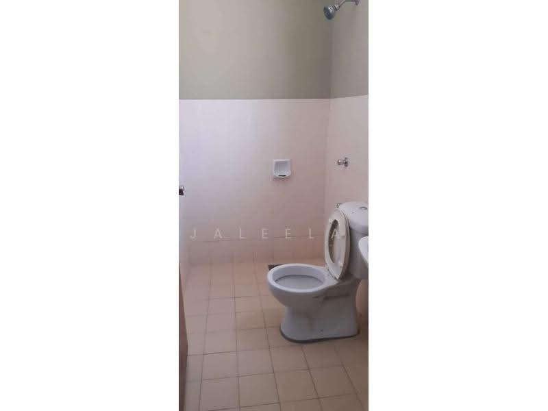 2-storey Terraced House for Rent in Klang (Selangor) - Jaleela Banu Ahmad - Bathroom - PropertyGuru.com.my