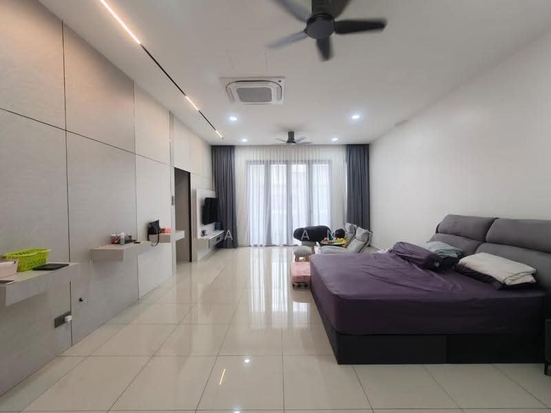 Rumah Kluster untuk Dijual di Taman Desa Tebrau (Tebrau) - Nathan Chan - Living Room - PropertyGuru.com.my
