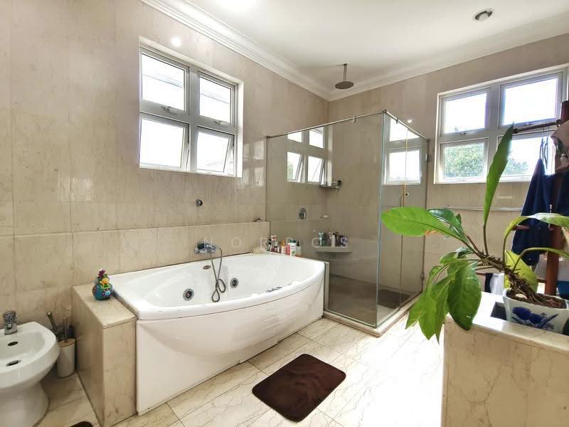 Bungalow House for Sale in Bukit Damansara (Damansara Heights) - Norros Aliza - Bathroom - PropertyGuru.com.my