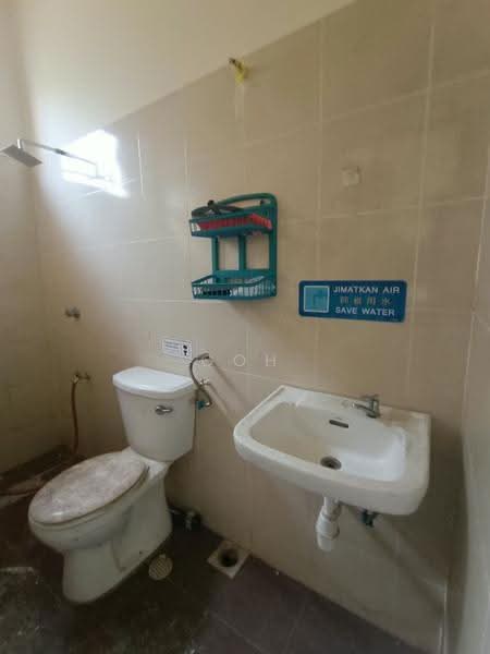 Rumah Berkembar untuk Disewa di Taman Kasa Heights (Alor Gajah) - Goh Jun Khai - Bathroom - PropertyGuru.com.my