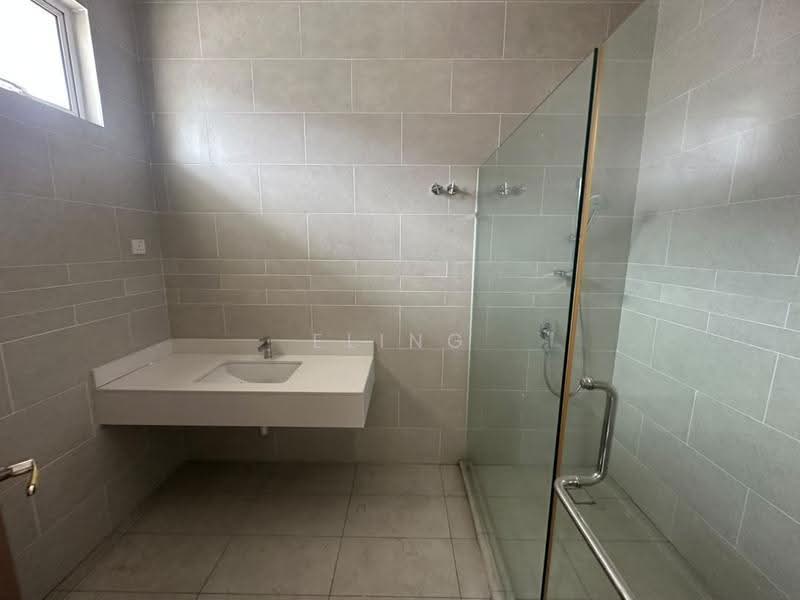 Bungalow House untuk Disewa di Ukay Bistari (Ulu Kelang) - Eling Loo - Bathroom - PropertyGuru.com.my