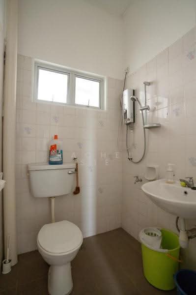Apartment for Sale at Keranji Apartments - Rachel Sie - Bathroom - PropertyGuru.com.my