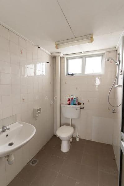 Apartment for Sale at Keranji Apartments - Rachel Sie - Bathroom - PropertyGuru.com.my