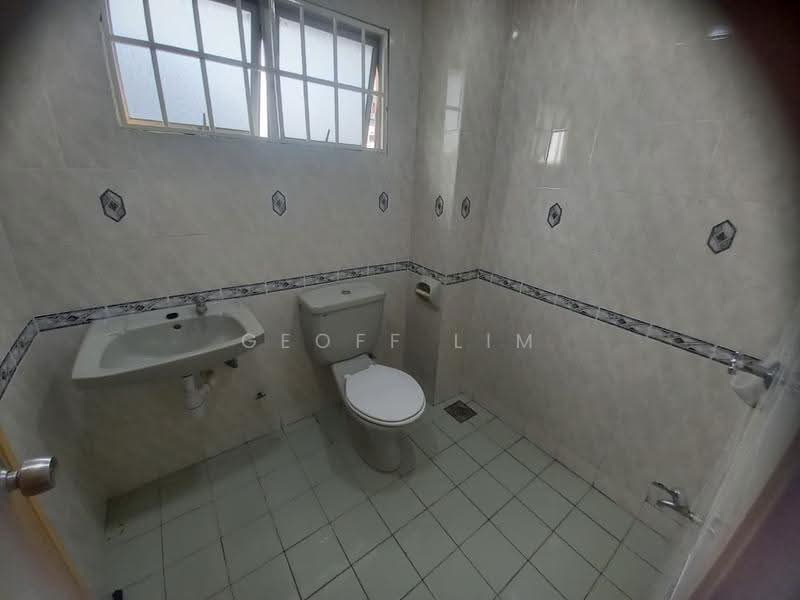 Apartment for Rent at Pangsapuri Kelana Impian - Geoff Lim - Bathroom - PropertyGuru.com.my