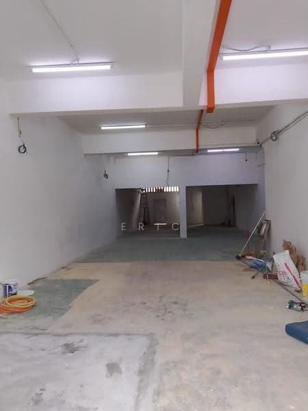 Shop for Rent in Salak South (Kuala Lumpur) - Eric Tan - Interior - PropertyGuru.com.my