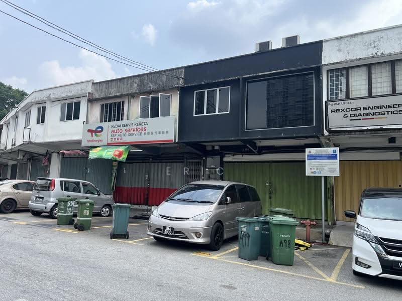 Shop for Rent in Salak South (Kuala Lumpur) - Eric Tan - Exterior - PropertyGuru.com.my