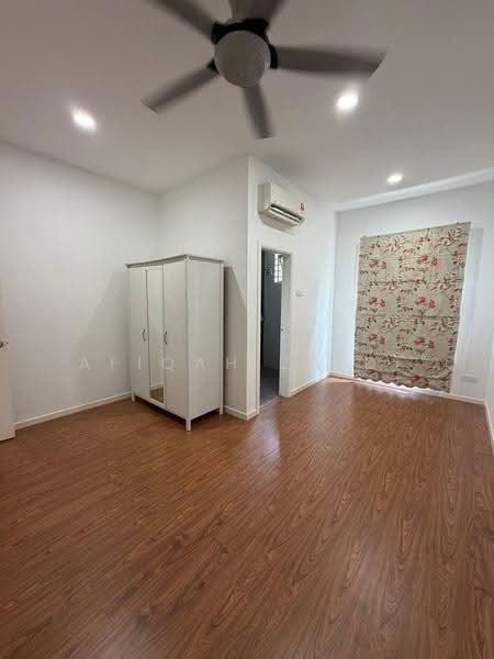 2.5-storey Terraced House for Sale in Alam Impian (Shah Alam) - Afiqah zaidi - Bedroom - PropertyGuru.com.my