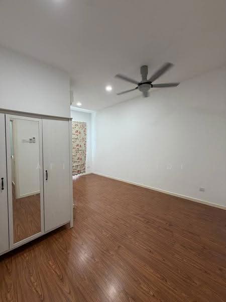 2.5-storey Terraced House for Sale in Alam Impian (Shah Alam) - Afiqah zaidi - Bedroom - PropertyGuru.com.my