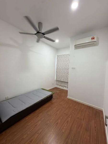 2.5-storey Terraced House for Sale in Alam Impian (Shah Alam) - Afiqah zaidi - Bedroom - PropertyGuru.com.my