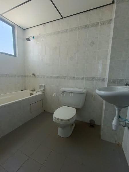 Kondominium untuk Disewa di Villa Beverly Hills - Goh Jun Khai - Bathroom - PropertyGuru.com.my
