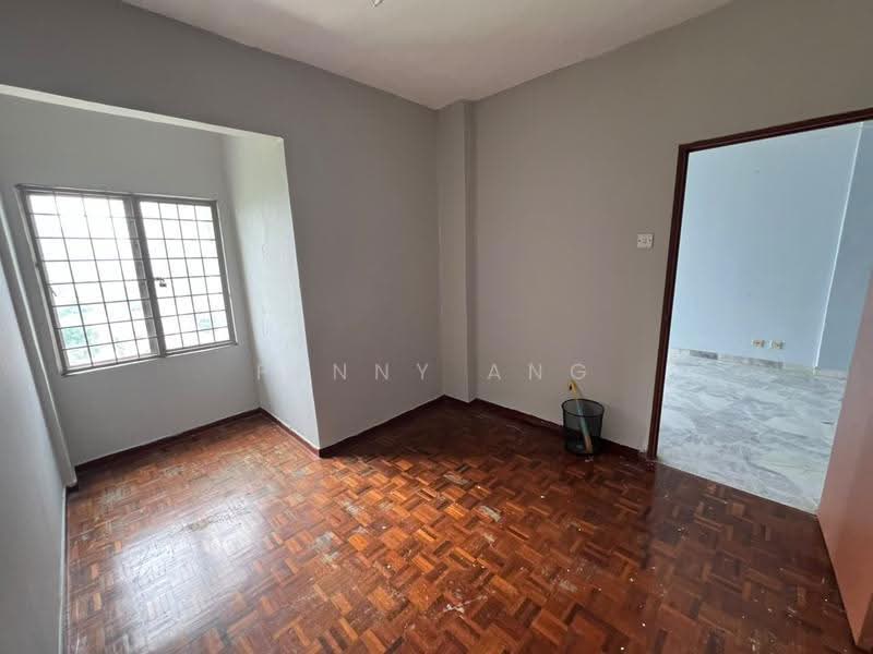 Apartment for Rent at Teratai Mewah Apartment Block 4 & 6 - Penny Ang - Interior - PropertyGuru.com.my