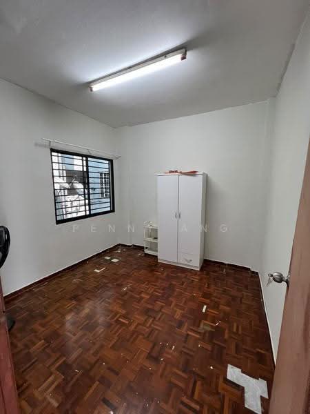 Apartment for Rent at Teratai Mewah Apartment Block 4 & 6 - Penny Ang - Bedroom - PropertyGuru.com.my