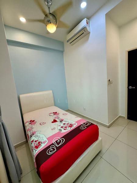 Service Residence for Sale at Straits Garden Residence - Lilly . - Bedroom - PropertyGuru.com.my