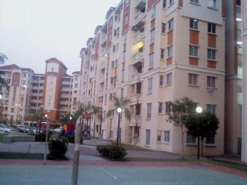 Apartment for Sale at Pangsapuri Danaumas - Nick Law - Exterior - PropertyGuru.com.my