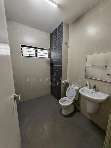 Rumah Teres 2-Tingkat untuk Disewa di Bandar Bukit Raja (Klang) - Stephanie Quek - Bathroom - PropertyGuru.com.my