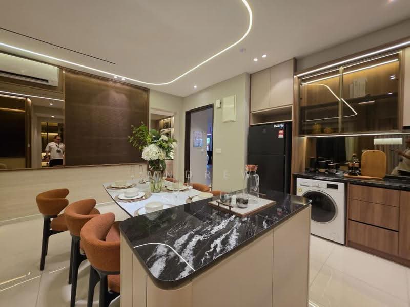 Service Residence for Sale at Sunway Velocity 3 - Andrew Loh - Dining Room - PropertyGuru.com.my