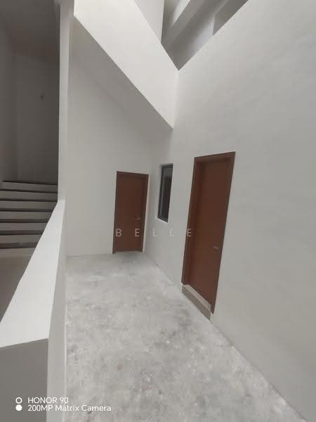 4-storey Terraced House for Sale in Damansara Perdana (Selangor) - Belle Low - Corridor - PropertyGuru.com.my