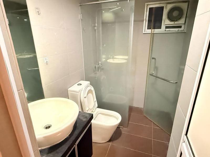 Condominium for Sale at Gurney Park Condominium - Joyce Chin - Bathroom - PropertyGuru.com.my