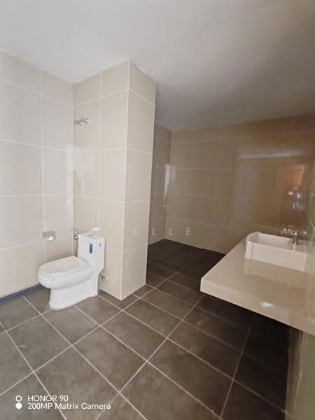 4-storey Terraced House for Sale in Damansara Perdana (Selangor) - Belle Low - Bathroom - PropertyGuru.com.my