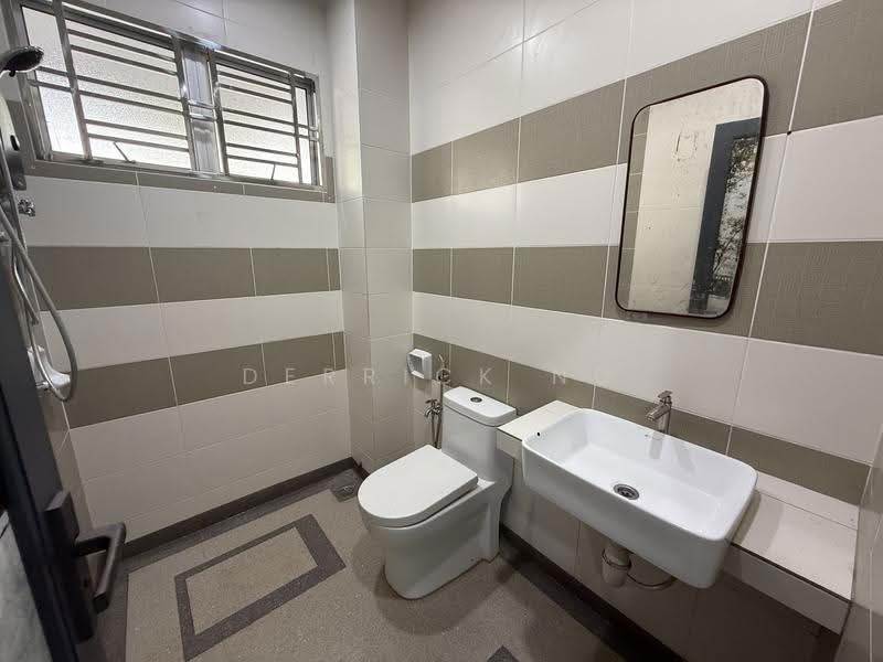 Rumah Teres 2-Tingkat untuk Disewa di Nusantara Prima (Gelang Patah) - Derrick Ng - Bathroom - PropertyGuru.com.my