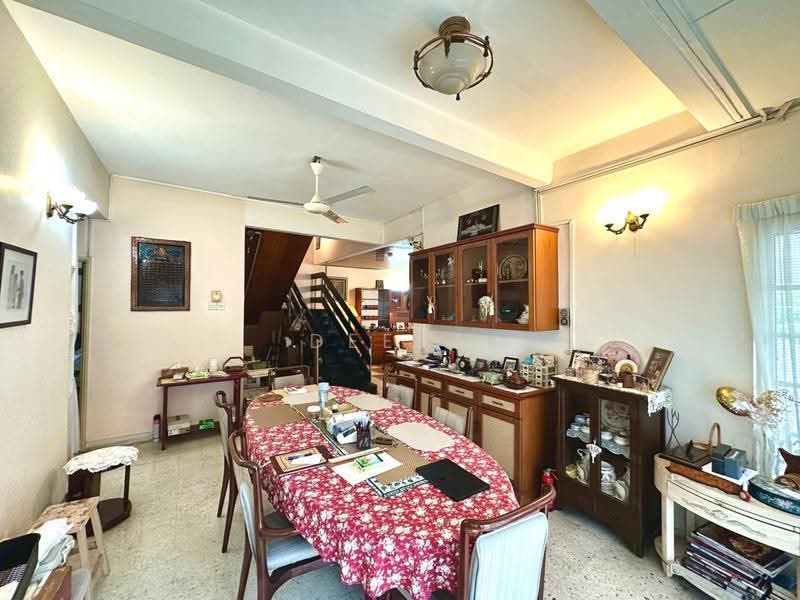 Rumah Berkembar untuk Dijual di Kelana Jaya (Petaling Jaya) - Deeya Yusof - Dining Room - PropertyGuru.com.my