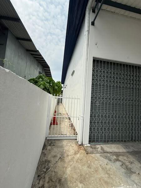 Kedai untuk Disewa di Pandamaran (Klang) - Kenny Ng - Exterior - PropertyGuru.com.my