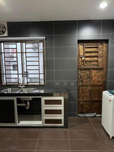 Rumah Teres 2-Tingkat untuk Dijual di Taman Sierra Perdana (Masai) - Ray Wong - Kitchen - PropertyGuru.com.my