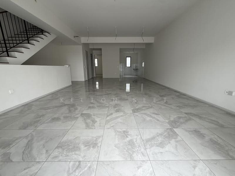 Rumah Teres untuk Dijual di Taman Bukit Serdang (Seri Kembangan) - Kelton Seet - Interior - PropertyGuru.com.my