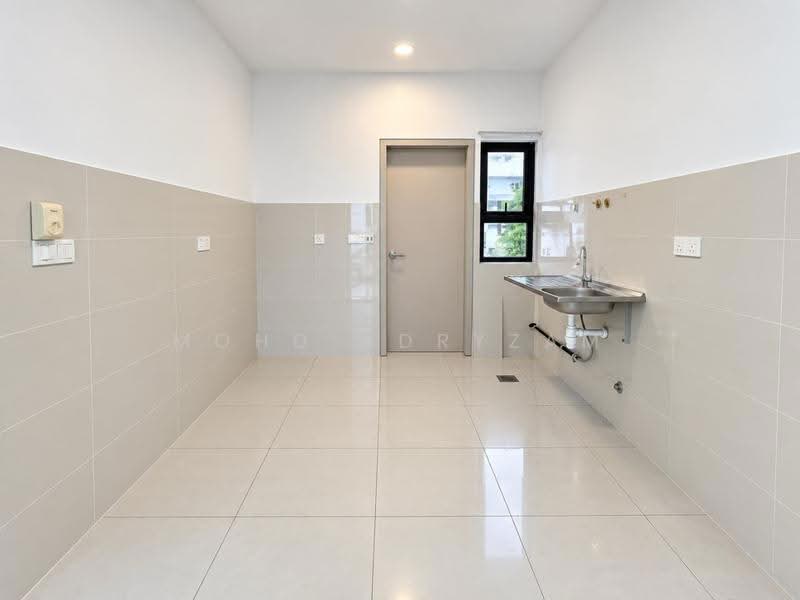 Rumah Teres untuk Dijual di Elmina (Shah Alam) - Mohd Adryzam - Kitchen - PropertyGuru.com.my