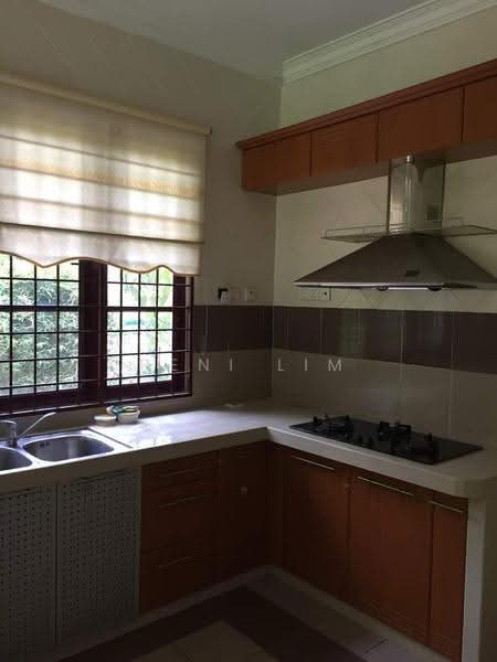 Rumah Banglo untuk Dijual di Laman Ara (Petaling Jaya) - Reni Lim - Kitchen - PropertyGuru.com.my