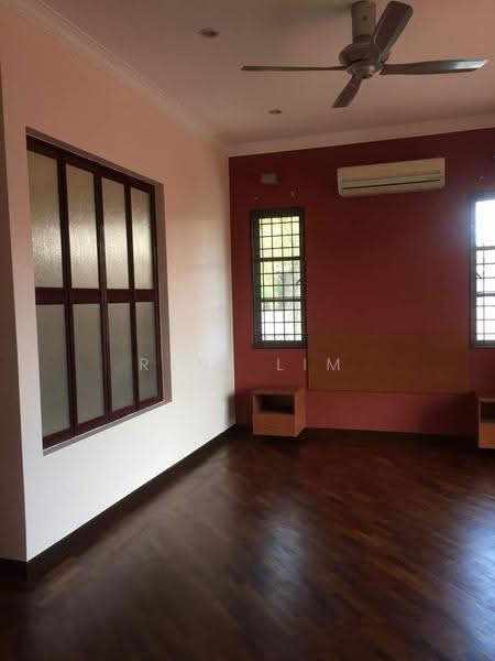 Rumah Banglo untuk Dijual di Laman Ara (Petaling Jaya) - Reni Lim - Bedroom - PropertyGuru.com.my