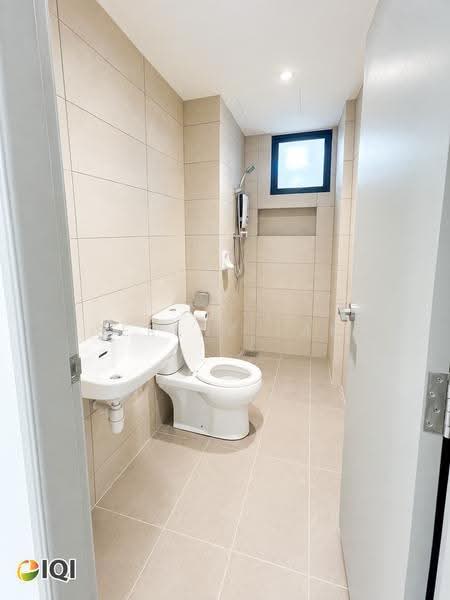 Apartment for Sale at Iconic Vue - Serene Tan - Bathroom - PropertyGuru.com.my