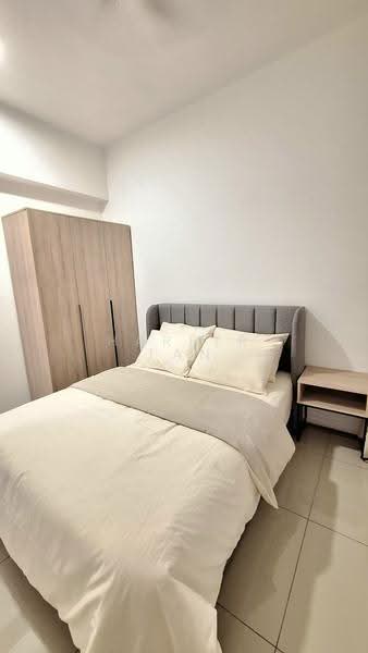 Kediaman Servis untuk Disewa di Savvy @ Riana Dutamas - Harper Tan - Bedroom - PropertyGuru.com.my