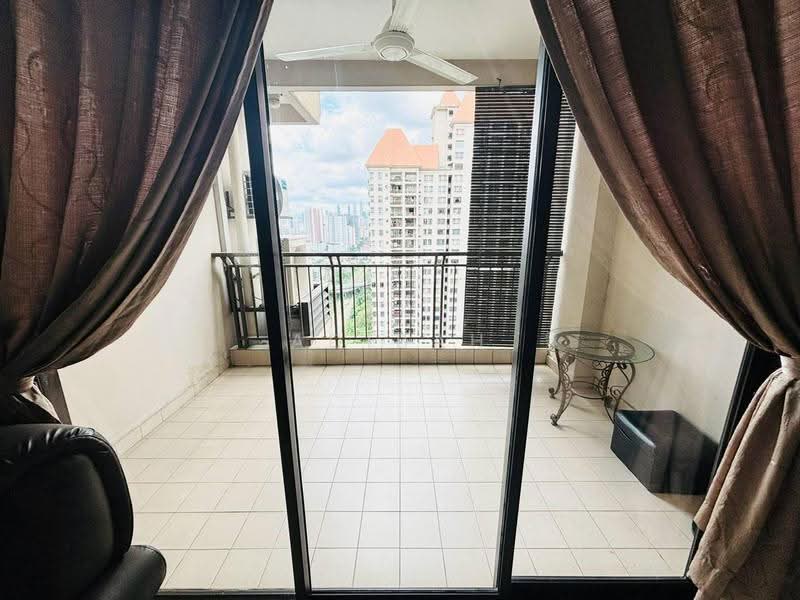 Kondominium untuk Dijual di Royal Domain Sri Putramas 2 - Adibah Salim - Balcony - PropertyGuru.com.my