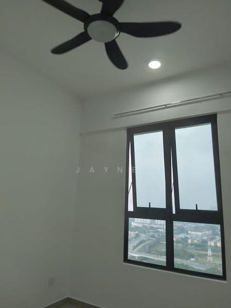 Kediaman Servis untuk Disewa di Parkland Residence - Jaynee Chin - View - PropertyGuru.com.my