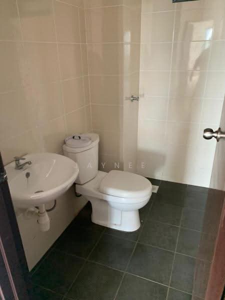 Condominium for Rent at Residensi Zamrud - Jaynee Chin - Bathroom - PropertyGuru.com.my