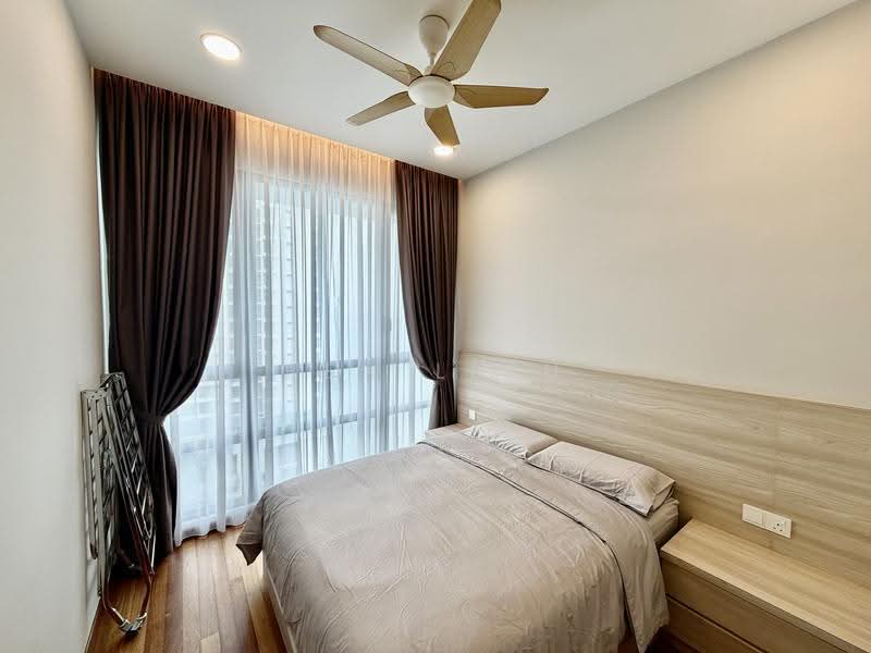 Kondominium untuk Dijual di Queens Residences Q1 @ Queens Waterfront - Ben Liau - Bedroom - PropertyGuru.com.my