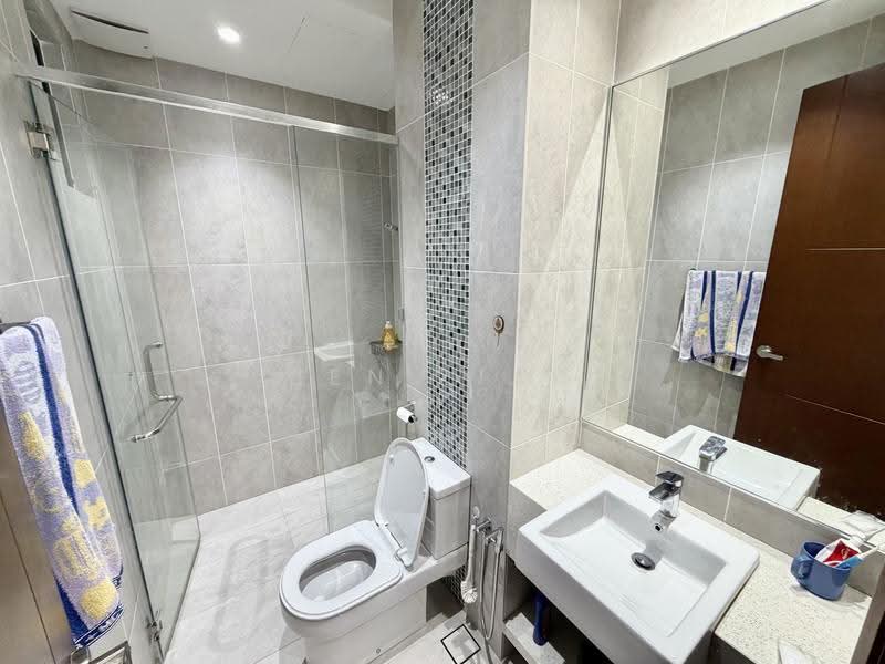 Kondominium untuk Dijual di Queens Residences Q1 @ Queens Waterfront - Ben Liau - Bathroom - PropertyGuru.com.my