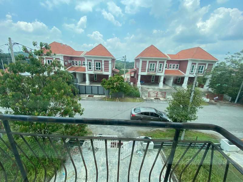 Semi-Detached House for Rent in Sepang (Selangor) - Norlela Abdul Rahman - Exterior - PropertyGuru.com.my